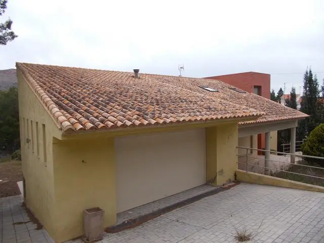 Calle Vinalesa, 6