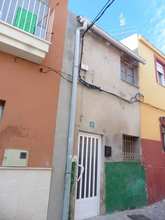 Calle Isabel la Católica, 33