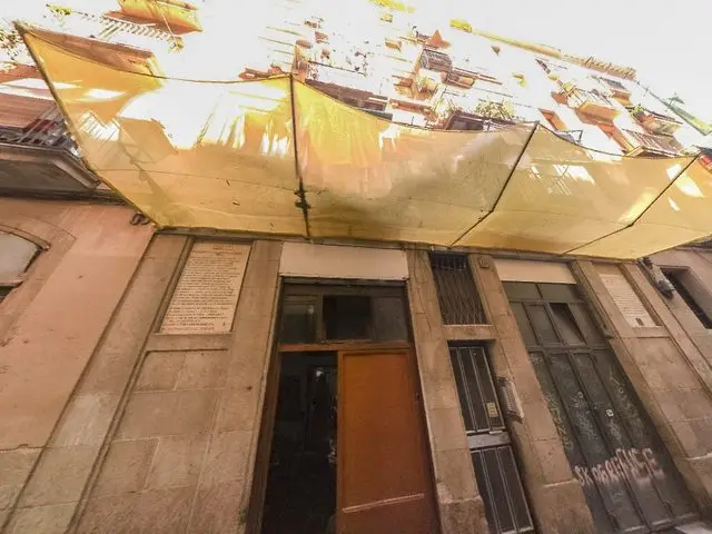 Calle Reina Amalia, 15, 1º