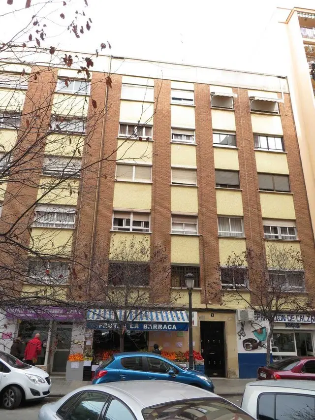 Calle Almacera 9-8