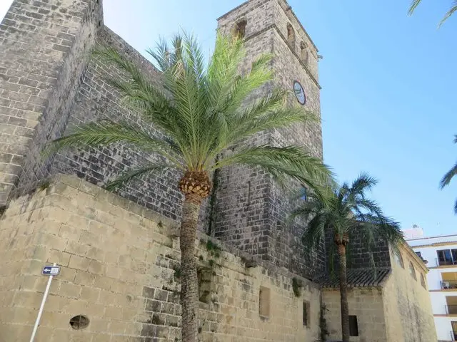 Plaza Esglesia L' 1