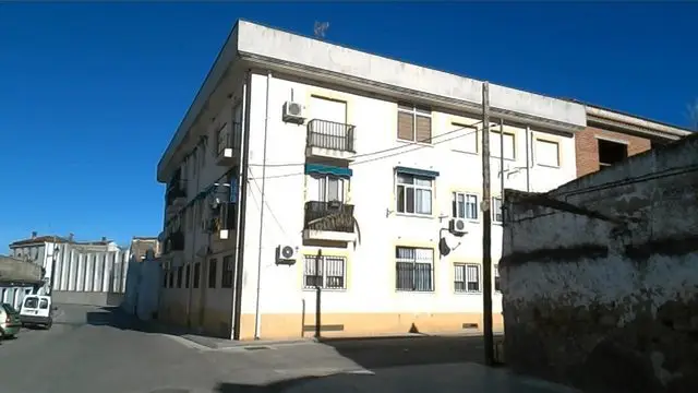 Calle Ronda de la Charca 3 2