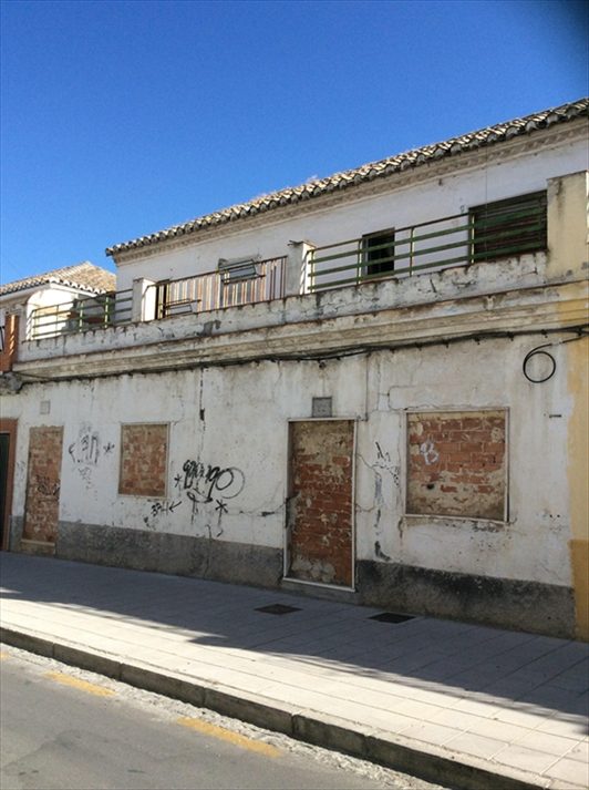 Calle Baza, 22