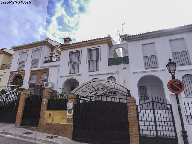 Calle Califas, 29