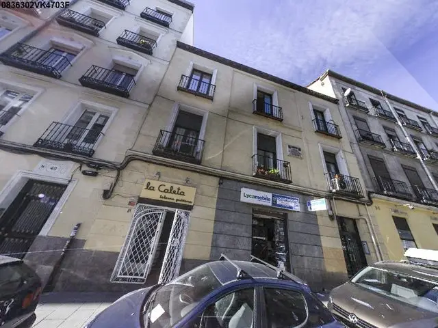 Calle Valderribas, 3