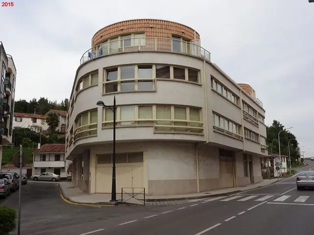 Rúa Sancha Rodríguez, 2, Garaje