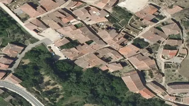 Calle Fuente-Santibañez de Ayll 12 Suelo