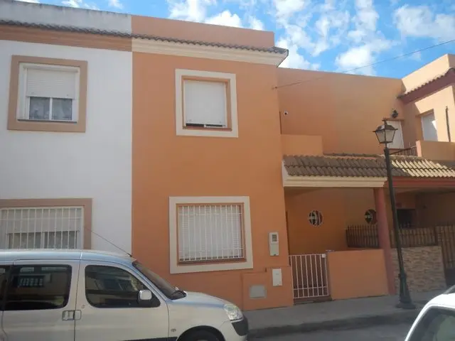 Calle Fernando Martín, 31