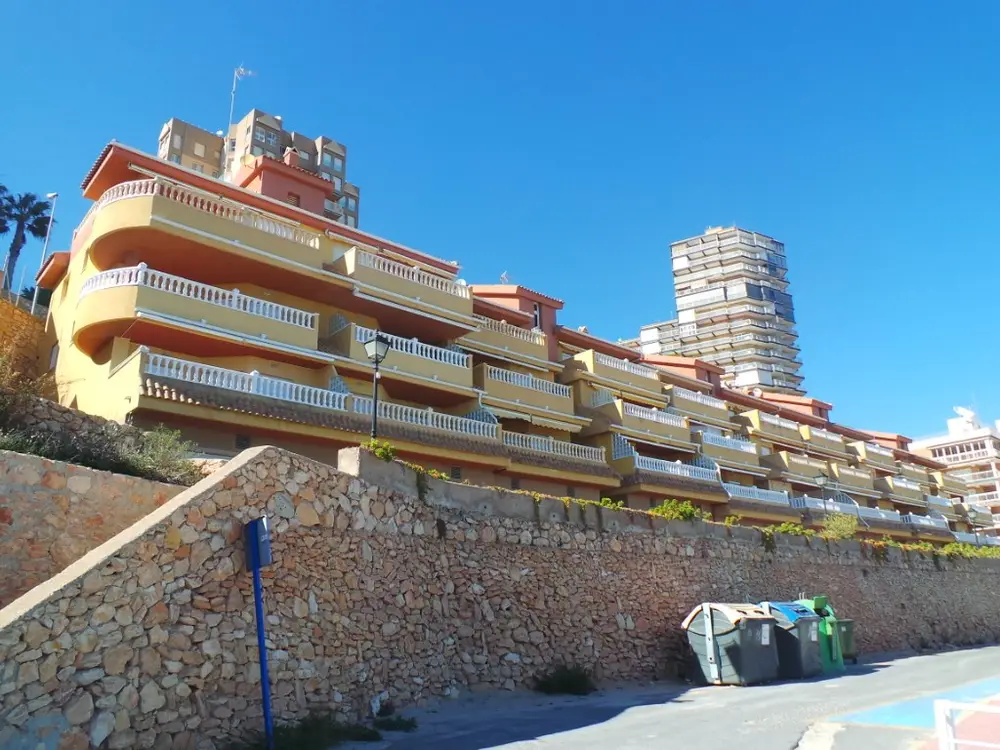 Calle Nuñez de Arce, 1