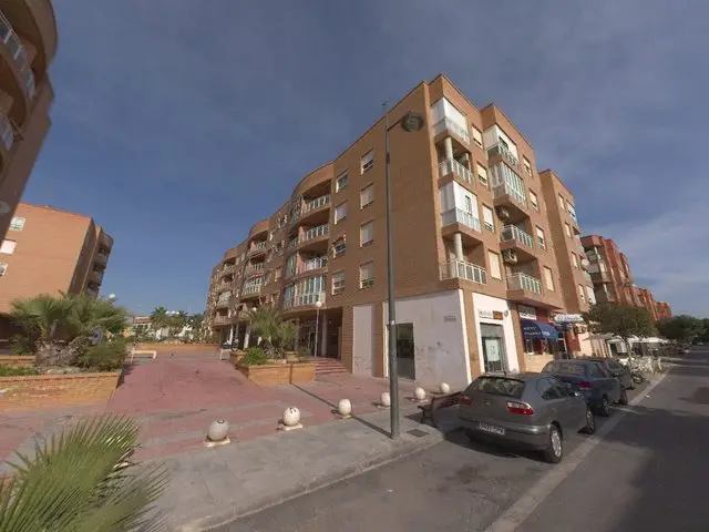 Calle Ramón y Cajal, 1, Ático