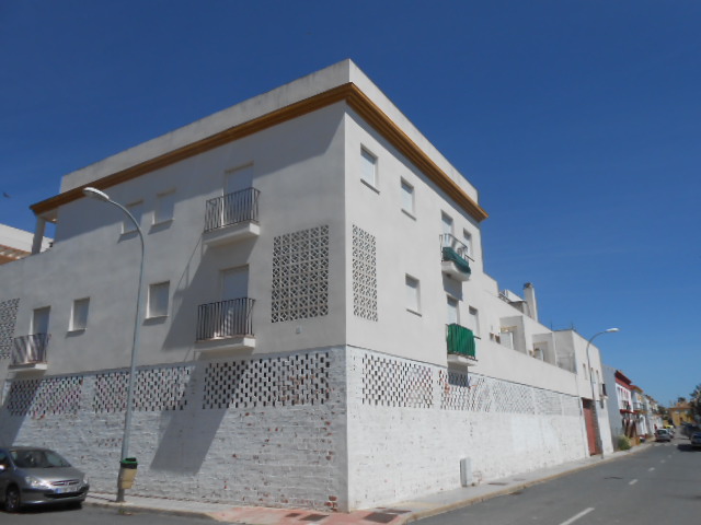 Número Uno-Dos.Local Comercial Sen el Edificio Denominado "Bloque Uno" Sobre la Pparcela Rt-1, al
