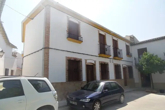 Plaza Paz, 5