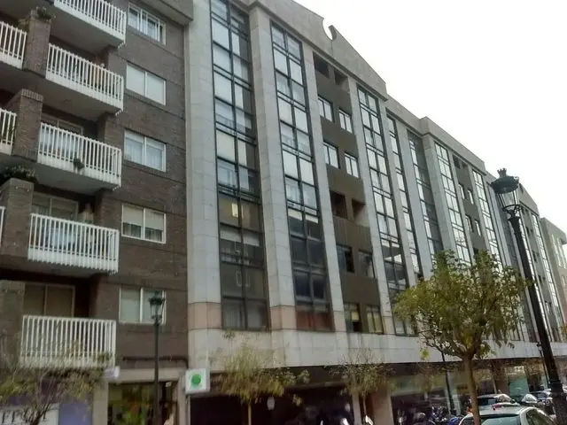 Ru Barcelona, 57, -2º 12
