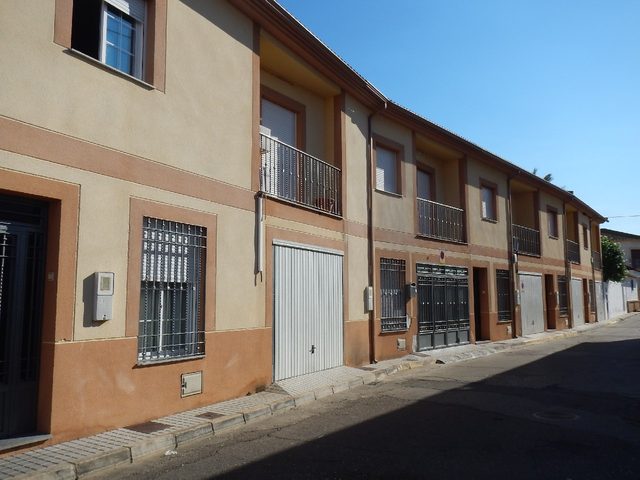 Calle Torrijos y la Carlota