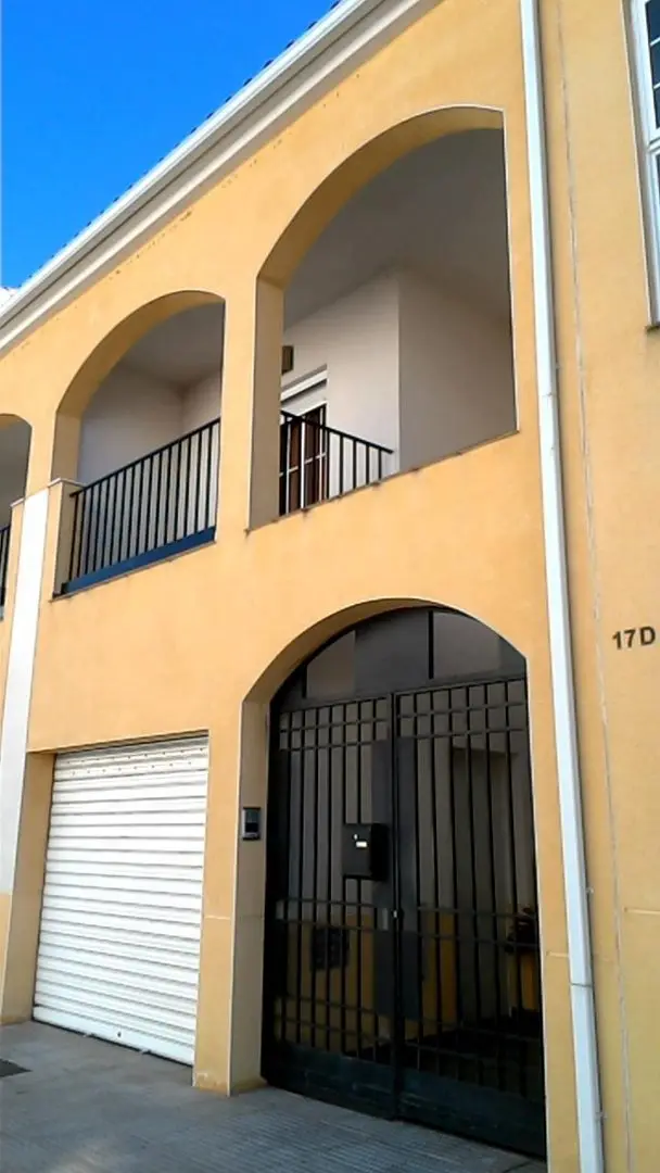 Calle Ronda de la Charca 6