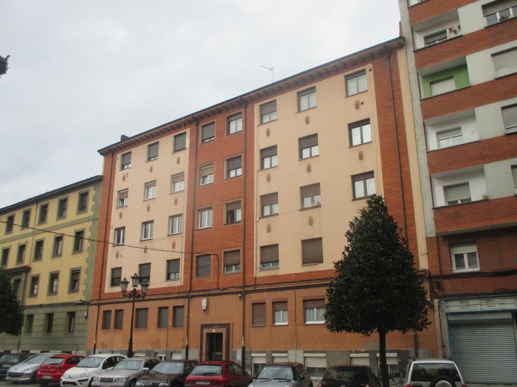 Avenida de Torrelavega, 41, 3
