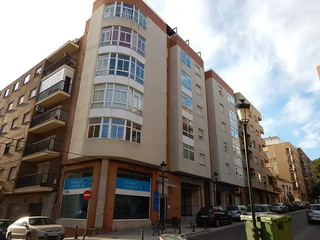 Avenida Doctor Corachan, 18, Planta 1ª, Puerta 3
