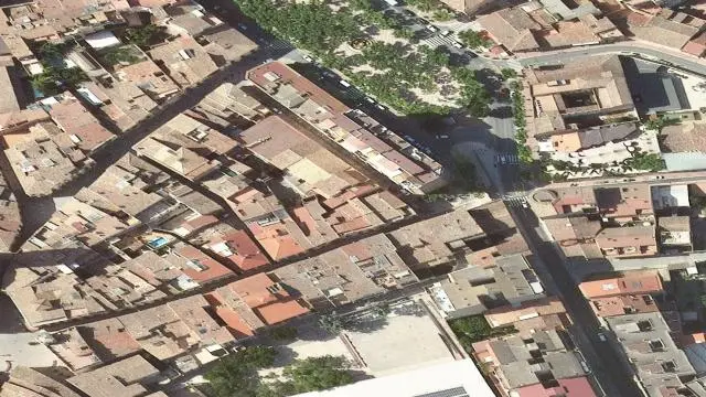 Calle Torras i Bages 14