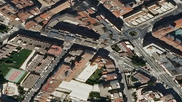 Calle Juan Antonio Fernández, 3
