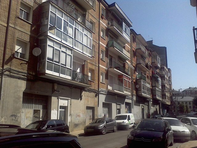 Calle Sitio de Numancia, 10