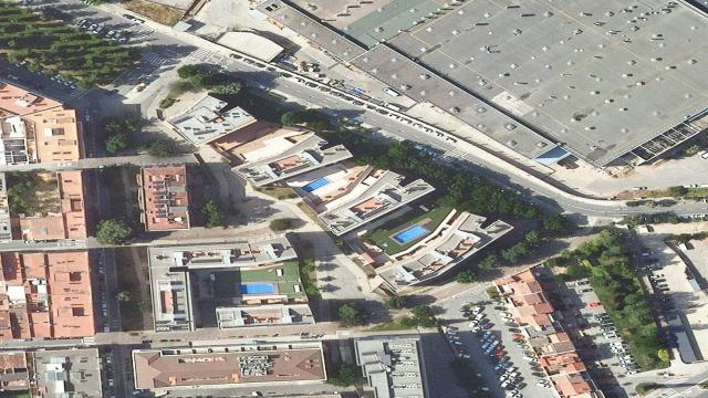 Calle Orient, 79-81, Sótano