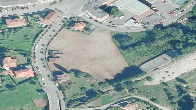 Avenida Puente Martin 7(a) Suelo