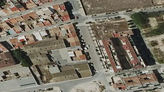 Calle Vicente Cervera y Avenida Gran Capital, 110