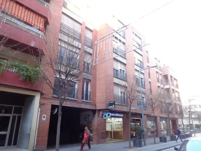 Calle Francesc Macià, 6, 1º H