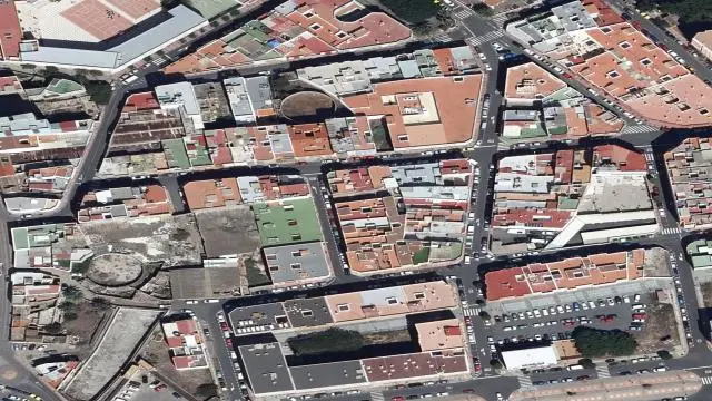 Calle Pablo Hernández, 3