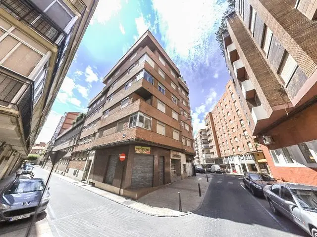 Calle Puebla, 4