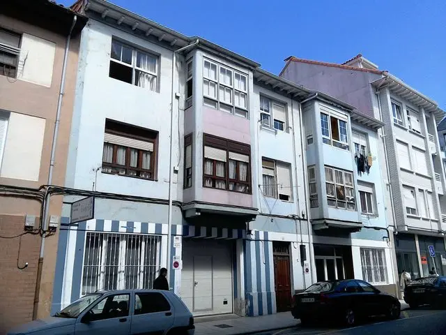 Calle Duque de Santoña, 6