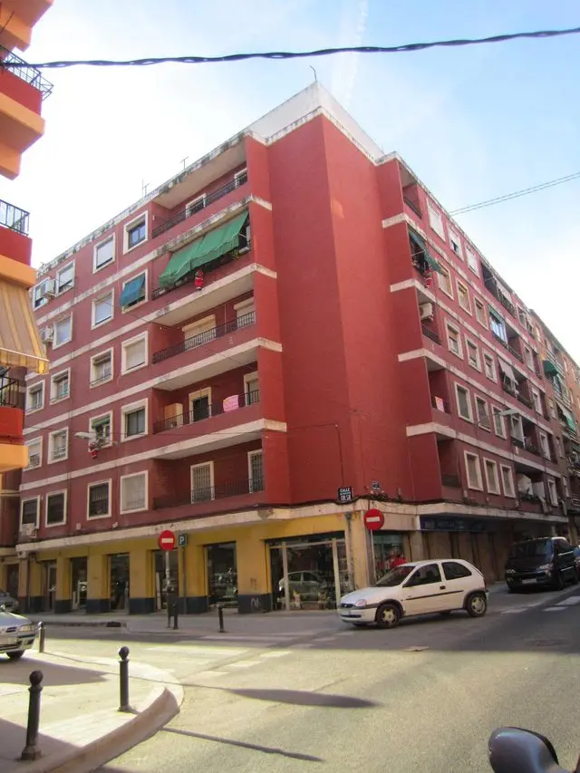 Calle Pintor Sorolla, 2-4