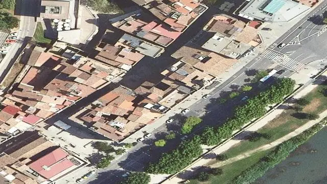 Avenida Blondel 10