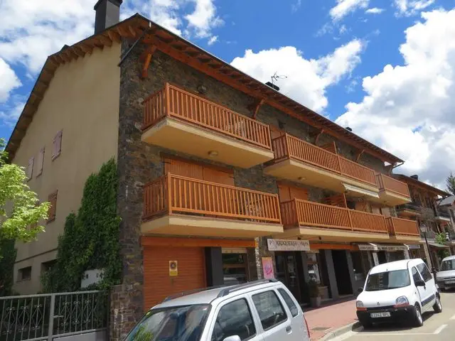 Avenida Catalunya, 24