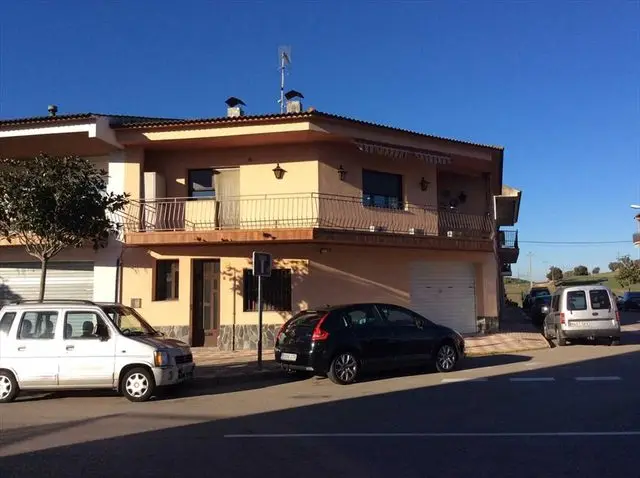 Avenida Montserrat, 52 y Paseo de Sant Lloreç S/n
