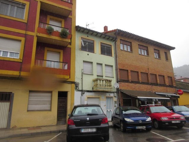 Avenida Príncipe de Asturias-Ollo, 75