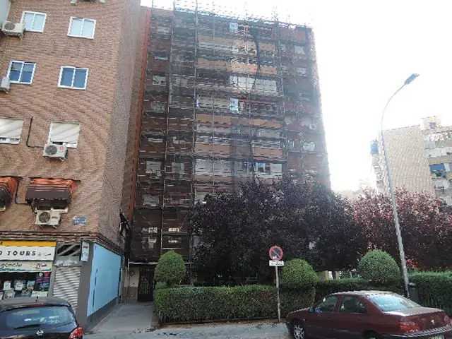 Calle Checoslovaquia, 2