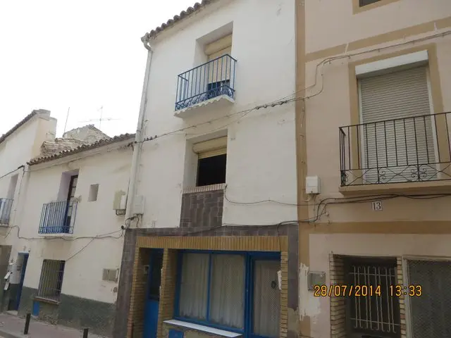 Calle Don Pedro Casamayor, 11