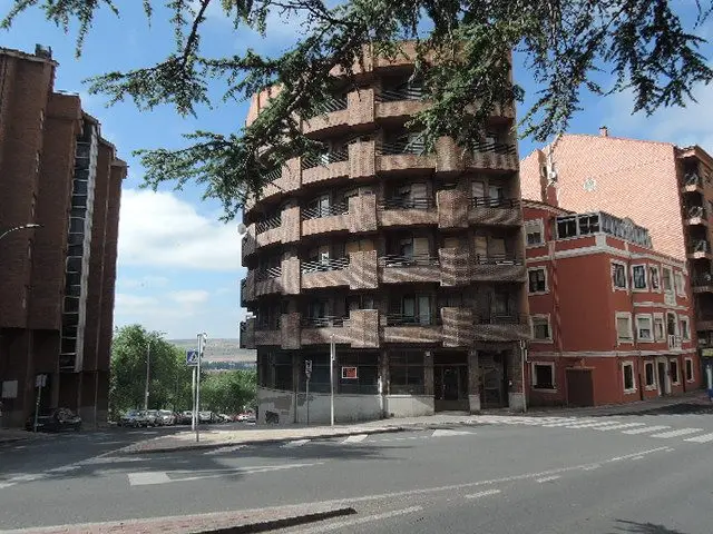 Paseo de San Roque, 46