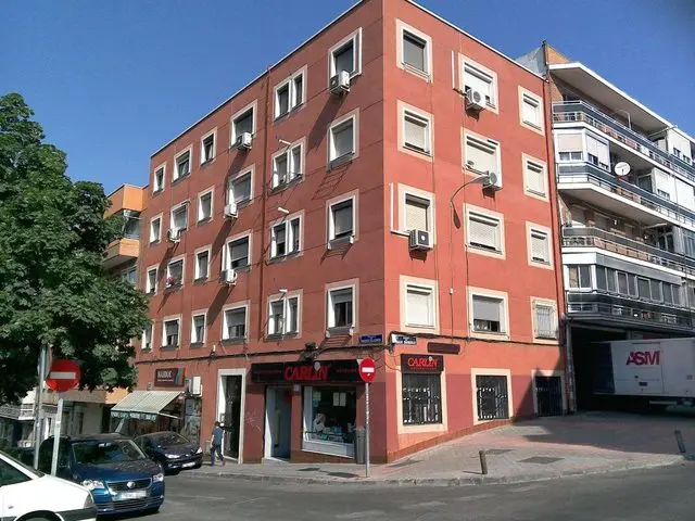 Calle Francisco Villaespesa, 51