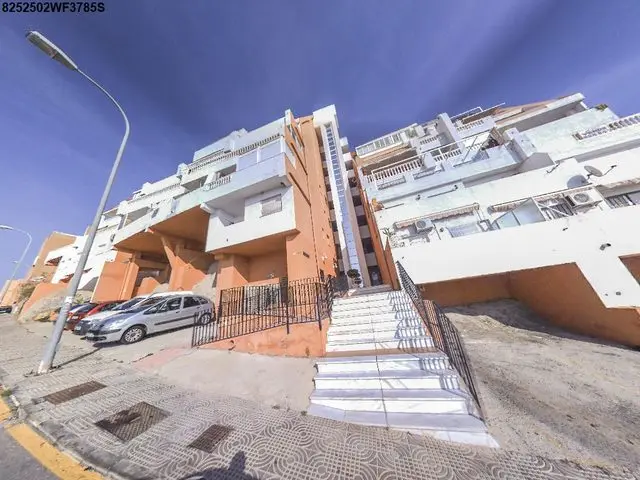 Calle Catania, 100