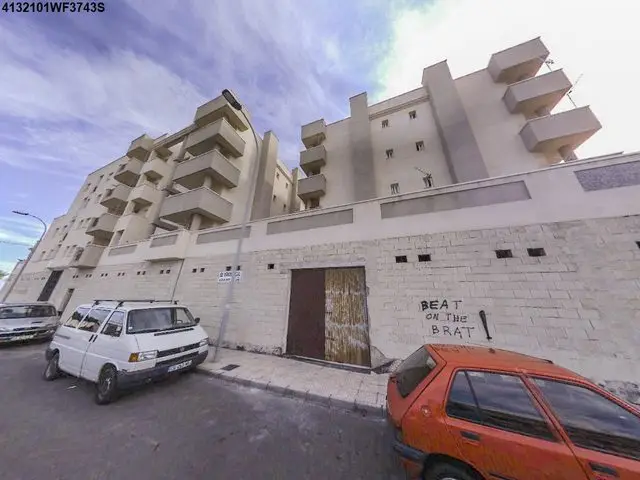 Avenida Pintor Gines Parra, 5, -1º 19