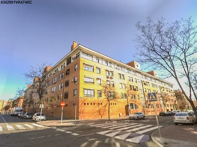 Calle la Cenicienta, 13, 4º B