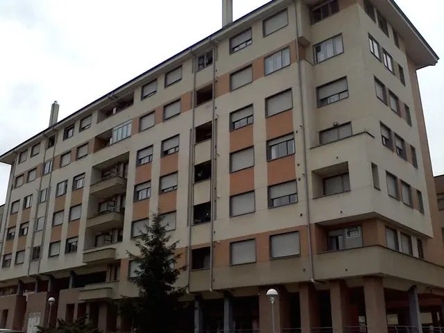 Calle Rosalia de Castro, 6, 1º