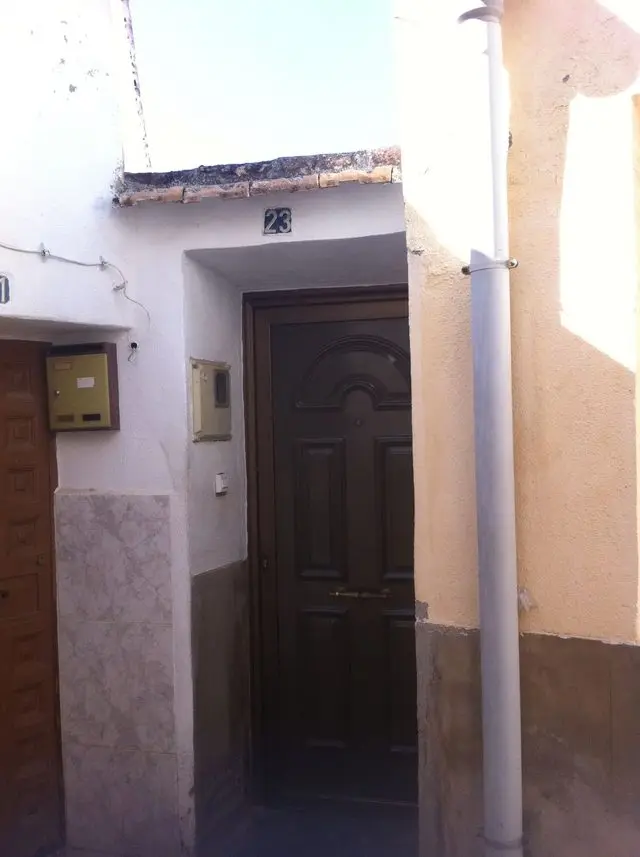 Calle Jesus Plaza, 25