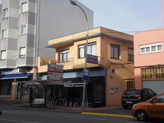 Avenida Rosalia de Castro 164 Perillo