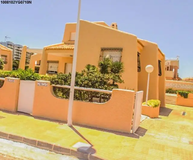 Calle Mar de Oman 4