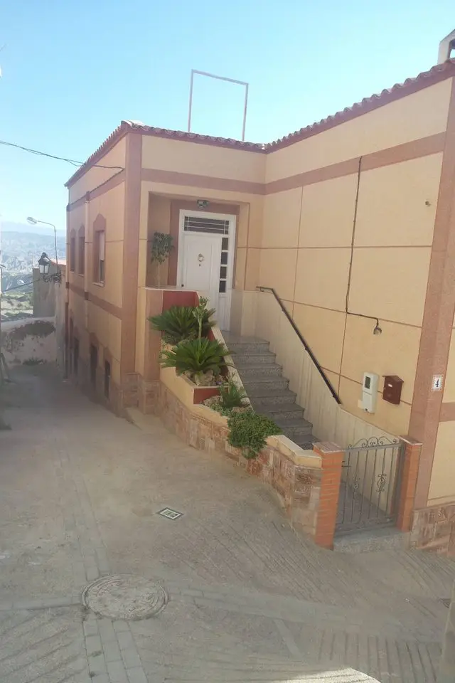 Calle Narváez, 4