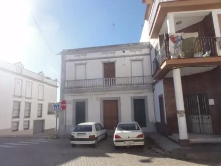 Avenida Hernan Cortes 67, 1 1 F