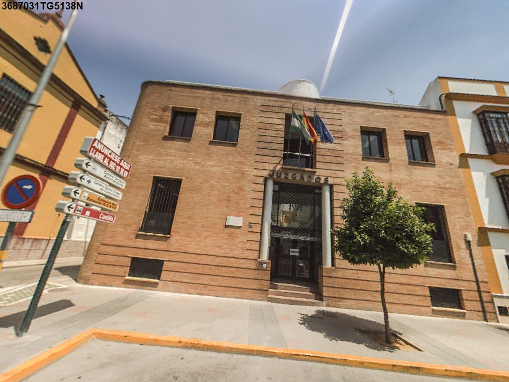 Avenida San Juan Bosco, 15